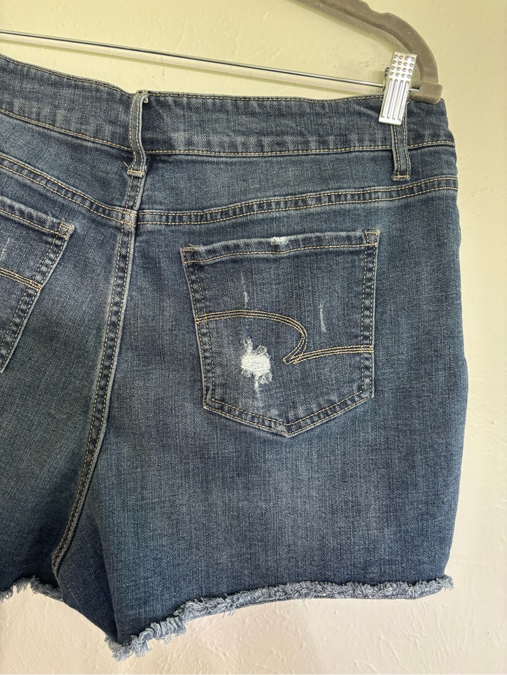 Denim Distressed Women's Shorts - Dark Blue - Picture 6 of 9